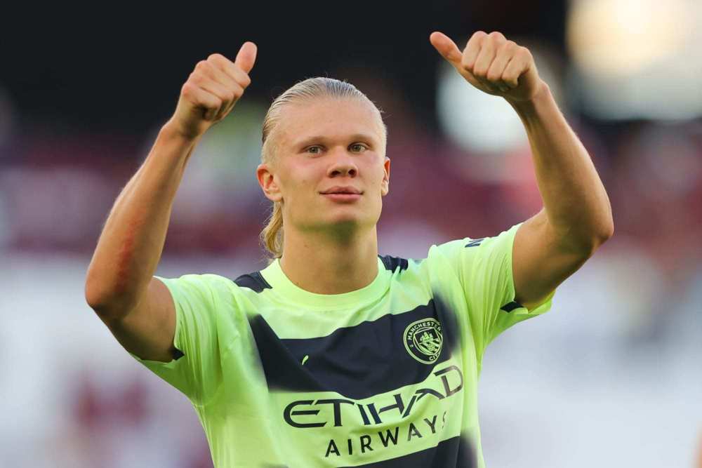 合同明夏到期，格策：我明年34岁了，若还能帮助球队就很积极（明夏合同到期，格策：明年将满34岁，若仍能助队会继续积极投入）