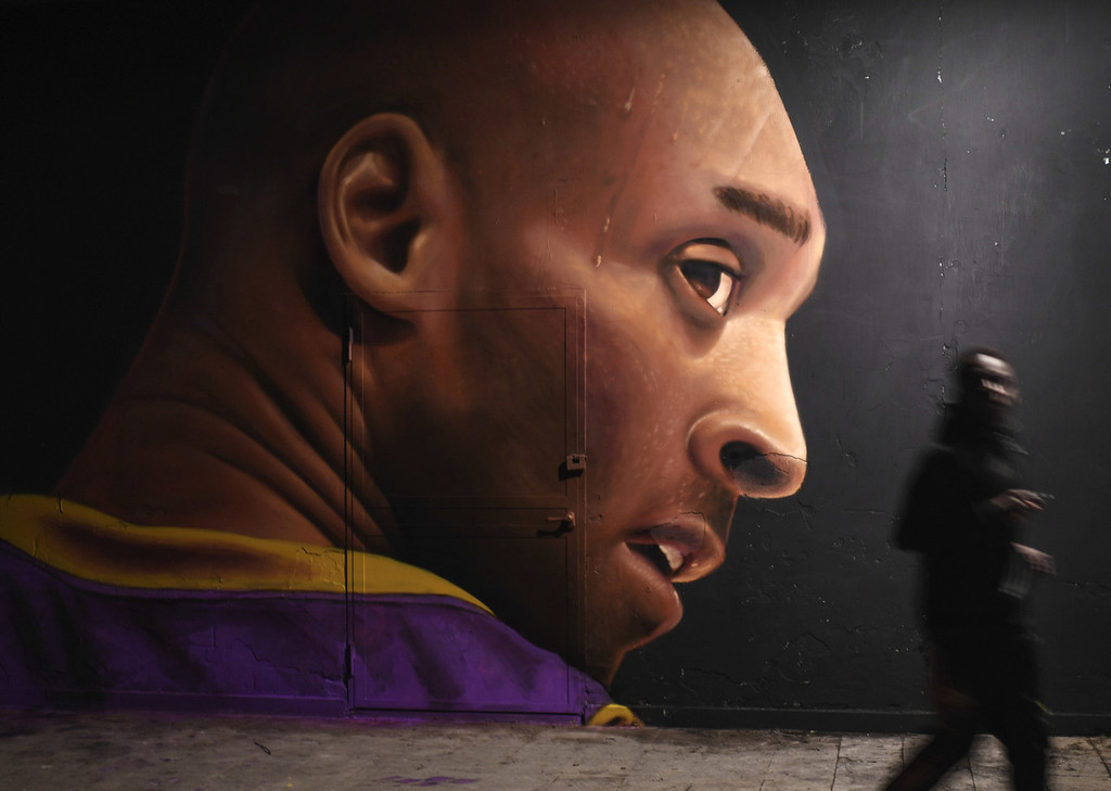 记者：奥斯卡身边人认为他没法继续踢球了，他在体能测试时突感不适（记者：奥斯卡体能测试中突感不适，身边人士称其已难继续踢球）