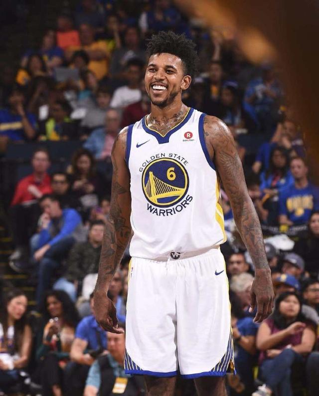 足球欧洲俱乐部频繁爆冷，球迷：本赛季太刺激（欧洲足坛冷门迭出，球迷直呼本季过瘾）