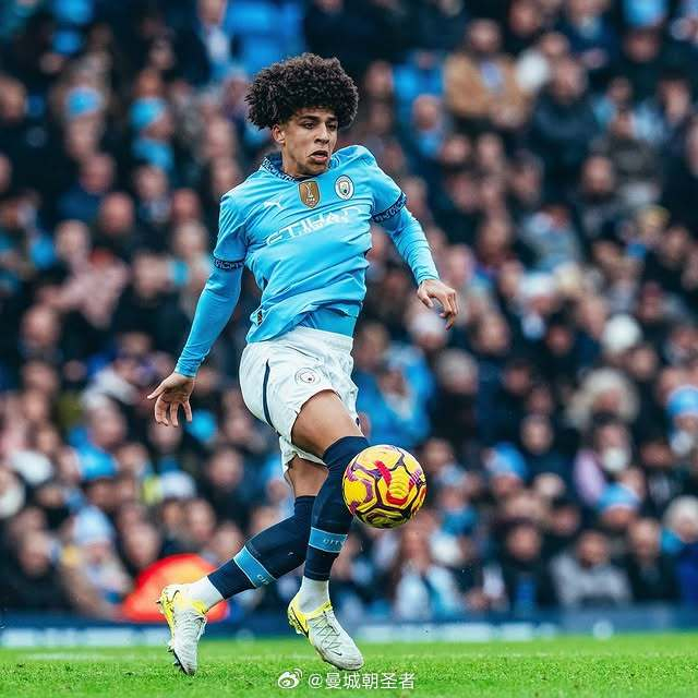 环足奖年度最佳新星候选：杜埃、若昂-内维斯、斯凯利在列（环足奖年度新秀候选出炉：杜埃、若昂-内维斯、斯凯利入围）