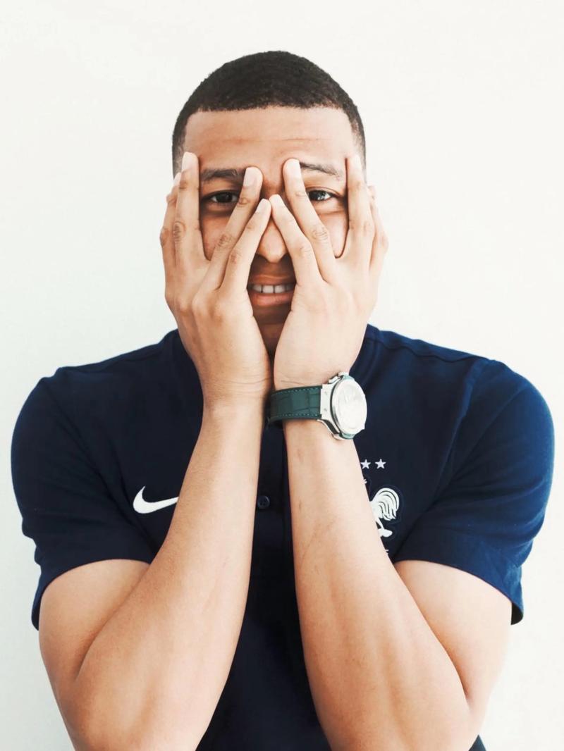 浙BA点燃篮球热情，广厦男篮投资人楼明称是奋勇前行动力（浙BA点燃篮坛激情，广厦投资人楼明：激励我们奋勇前行）