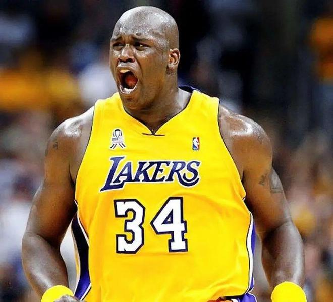 宏远U15防守细节不足致张懿赵杰突破成功（防守细节不到位，宏远U15难阻张懿、赵杰突破）