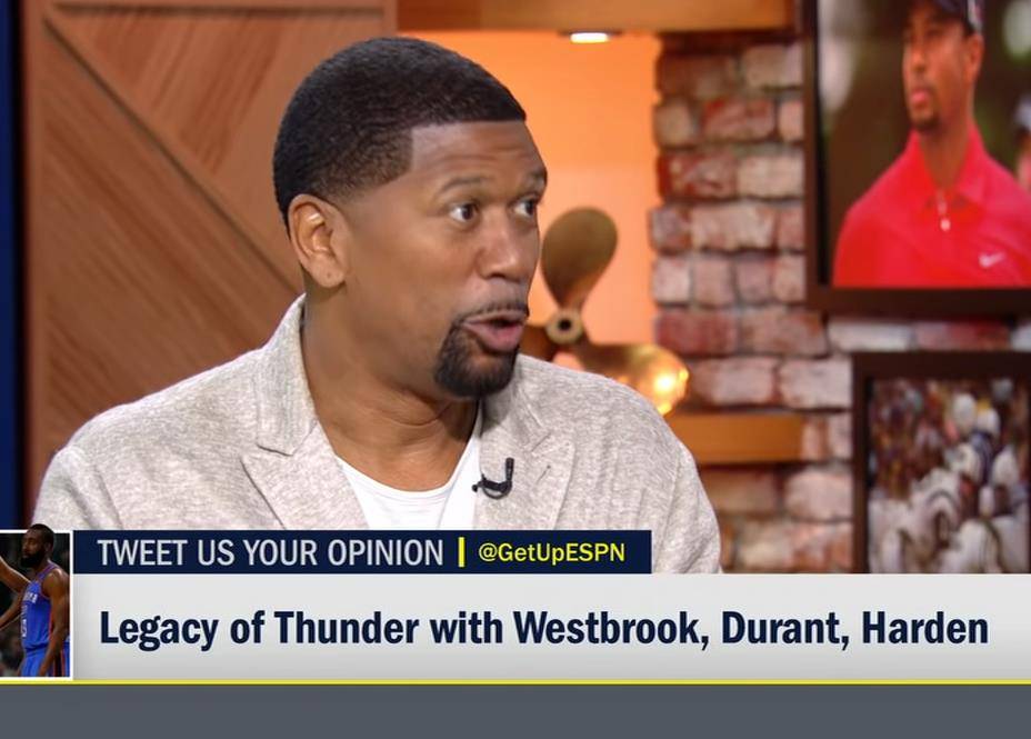 用波杰换下斯潘塞？科尔：斯潘塞打了很久，波杰打得也很好啊（科尔谈是否用波杰替下斯潘塞：斯潘塞出场已久，波杰同样表现出色）