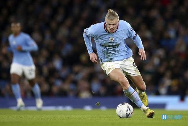 亚沙里：大约三个月后，能在一场友谊赛里首发的感觉真好（亚沙里：阔别近三月，友谊赛重回首发的感觉太棒了）