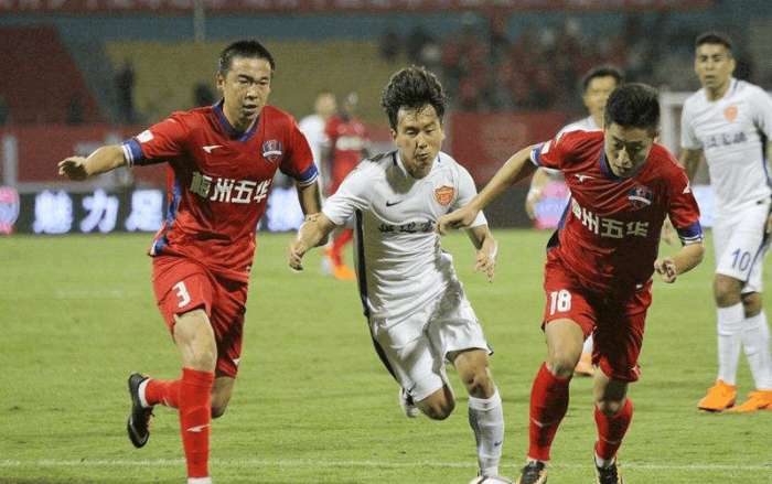 踢球者：拜仁正密切关注格里马尔多，希望其替代格雷罗